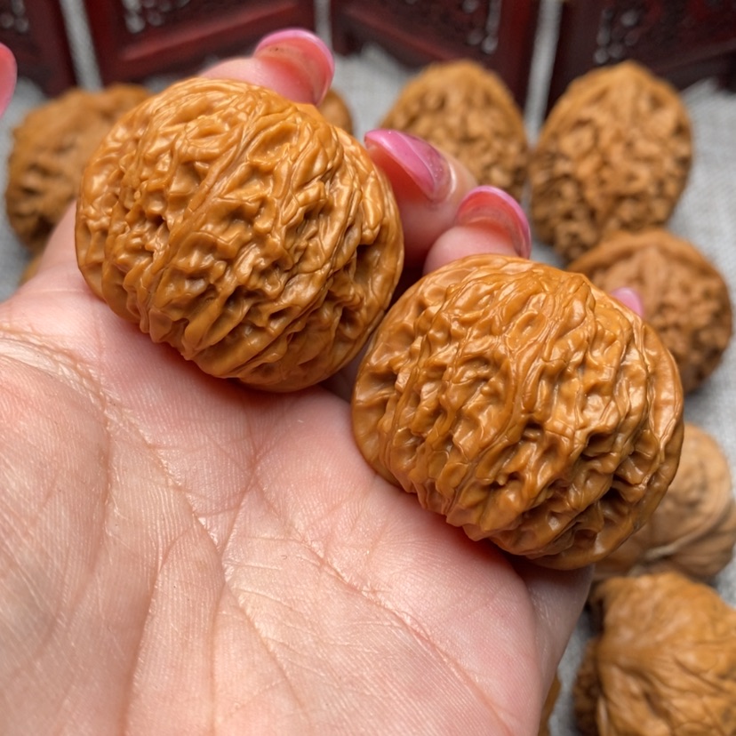 【闪购商品】文玩核桃把件正磨39