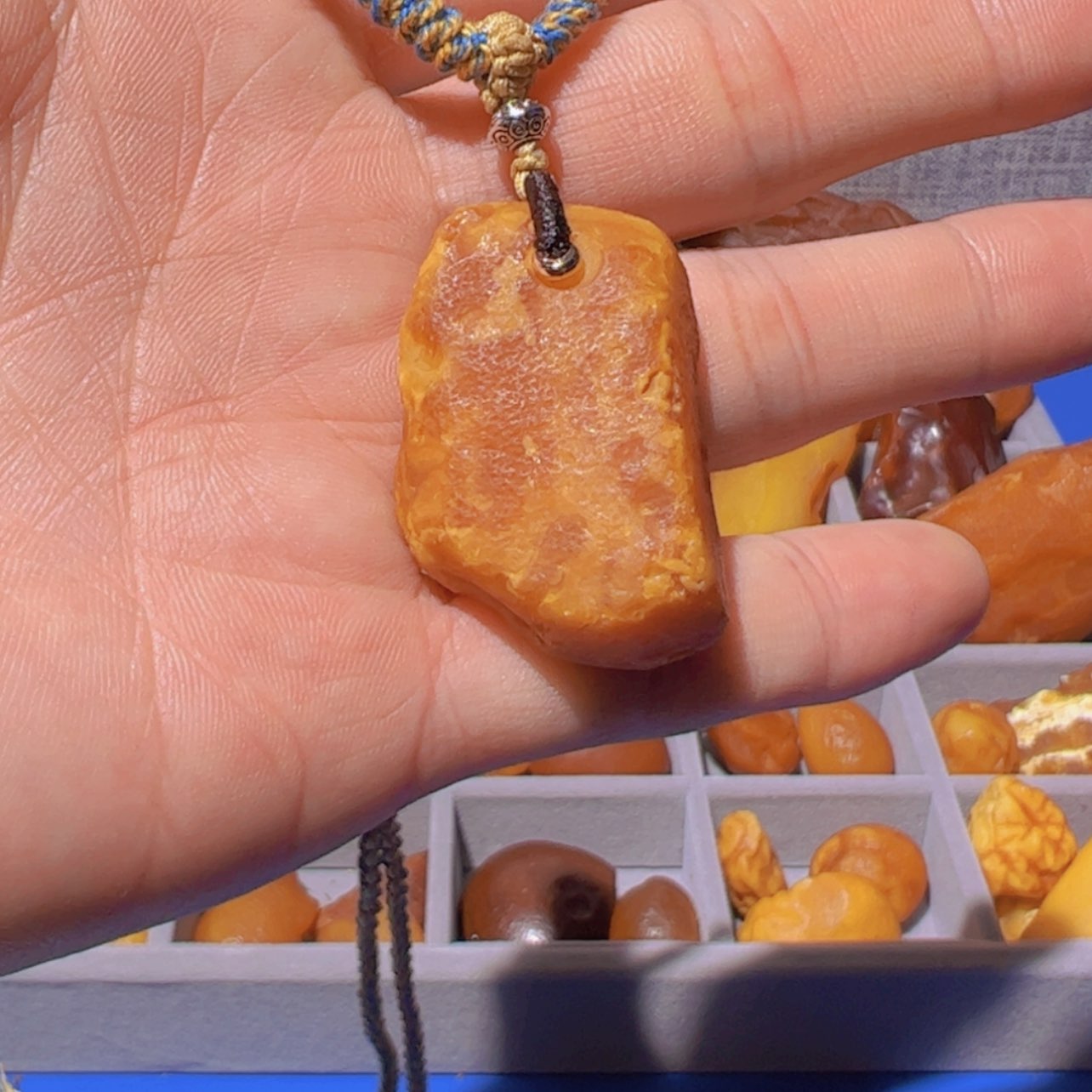 【闪购商品】琥珀颈饰未镶嵌