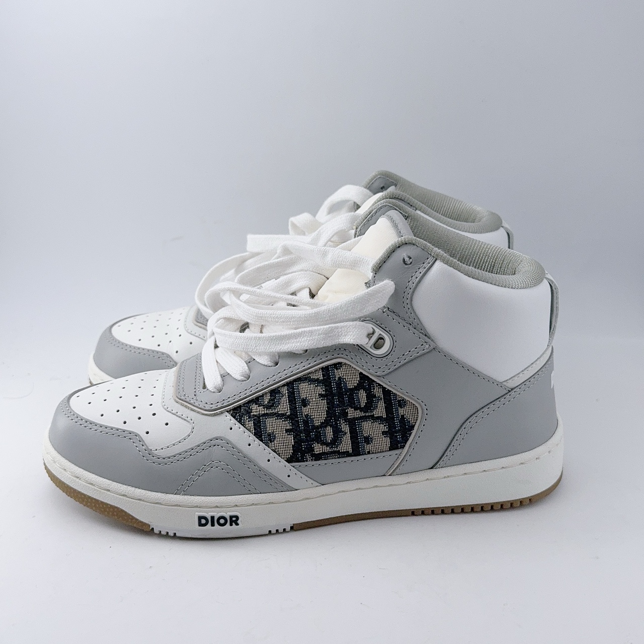 37码/98新/Dior/迪奥 灰色B27高帮板鞋/mj00755
