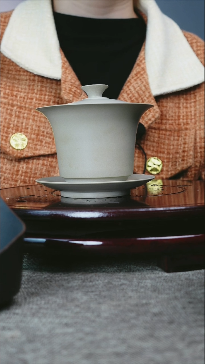 【闪购商品】陶瓷壶百克盖碗=马蹄形170C
