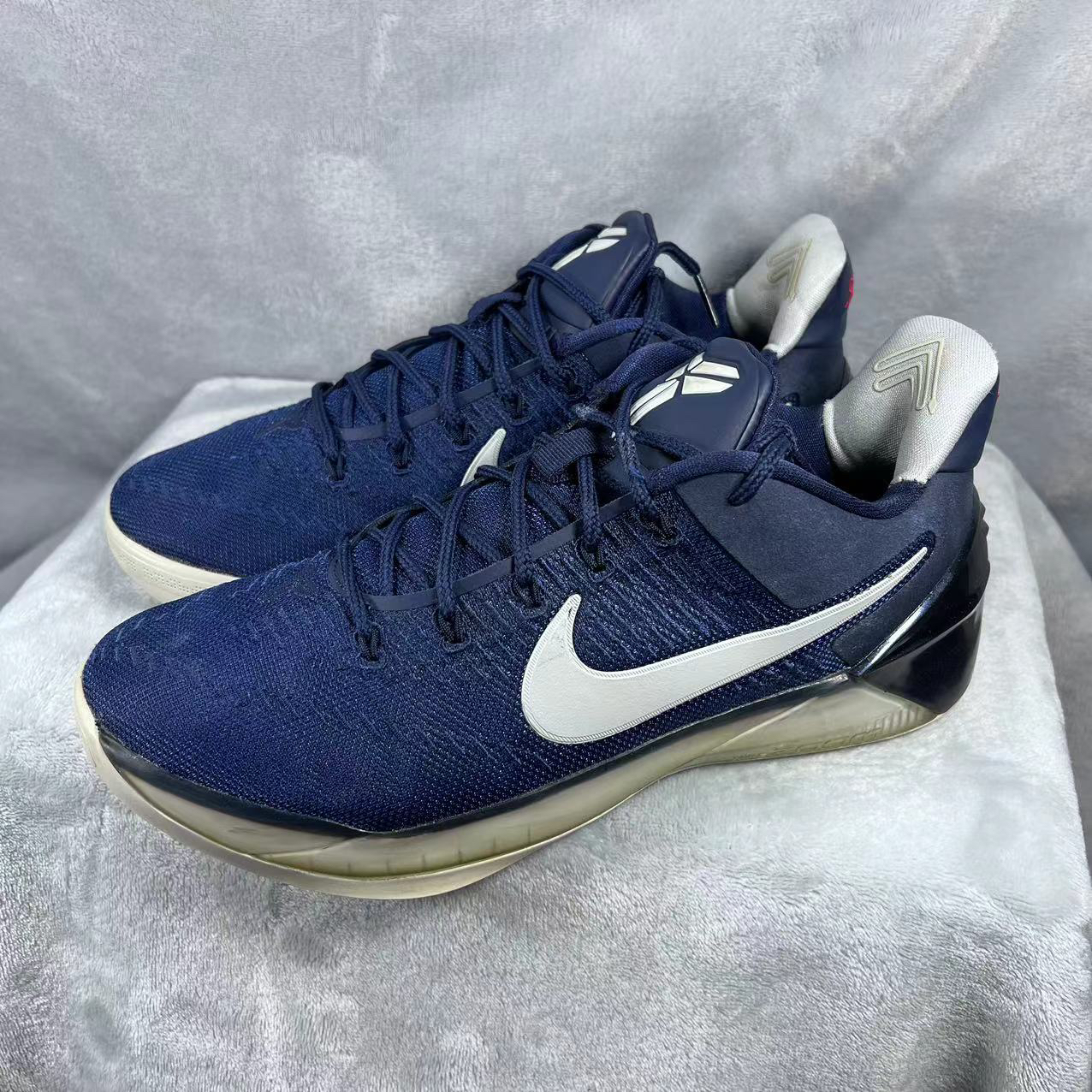 42码 9成新 鞋帮修复 Nike 科比12篮球鞋首发断钩俄勒冈