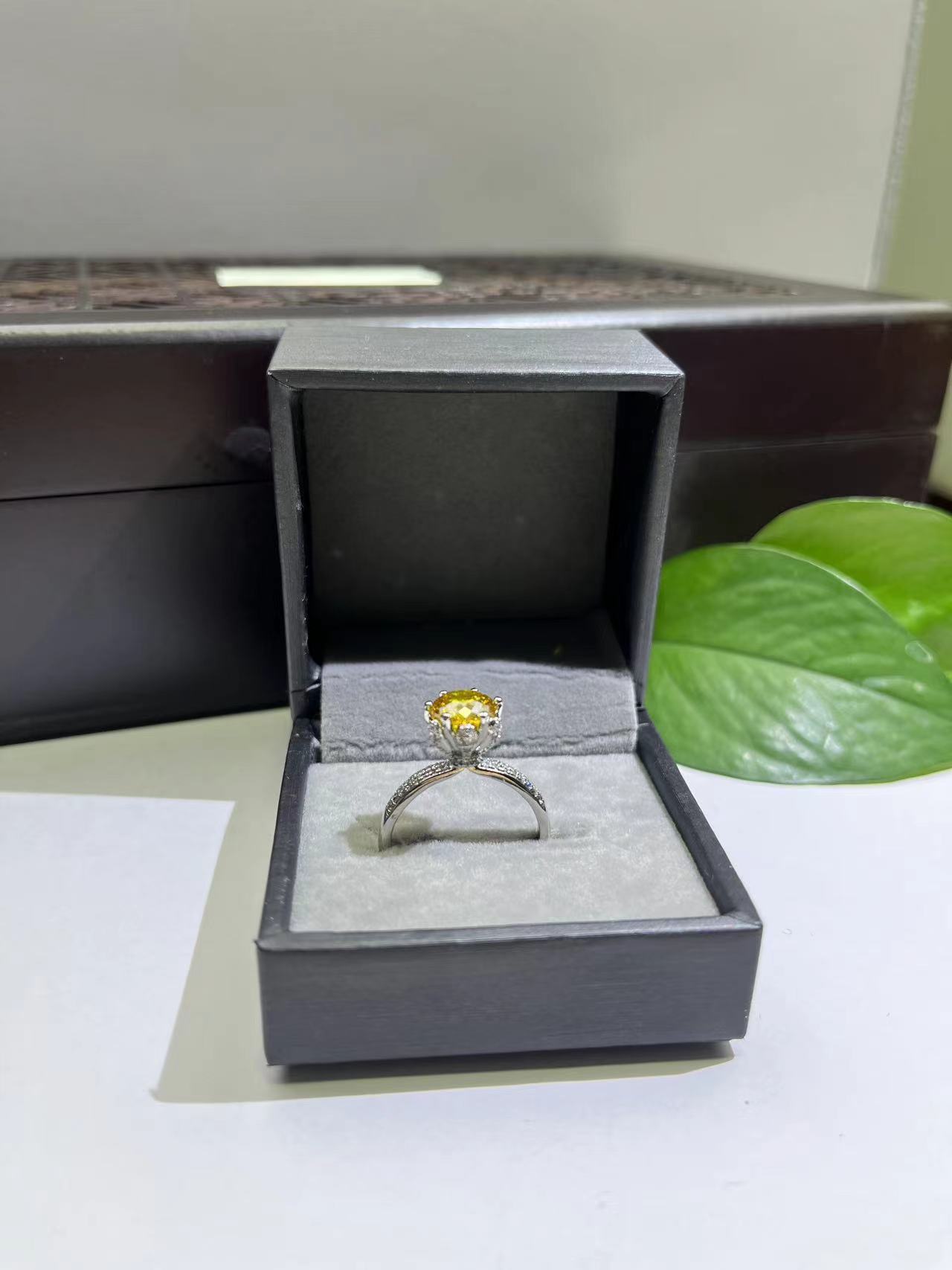 （优雅与华丽）璀璨闪耀K095戒指