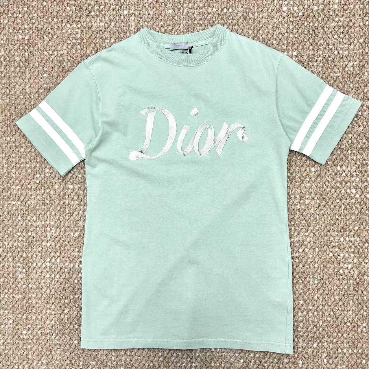 全新未使用 DIOR/迪奥 夏季经典百搭Dior刺绣Logo绿色短袖T恤