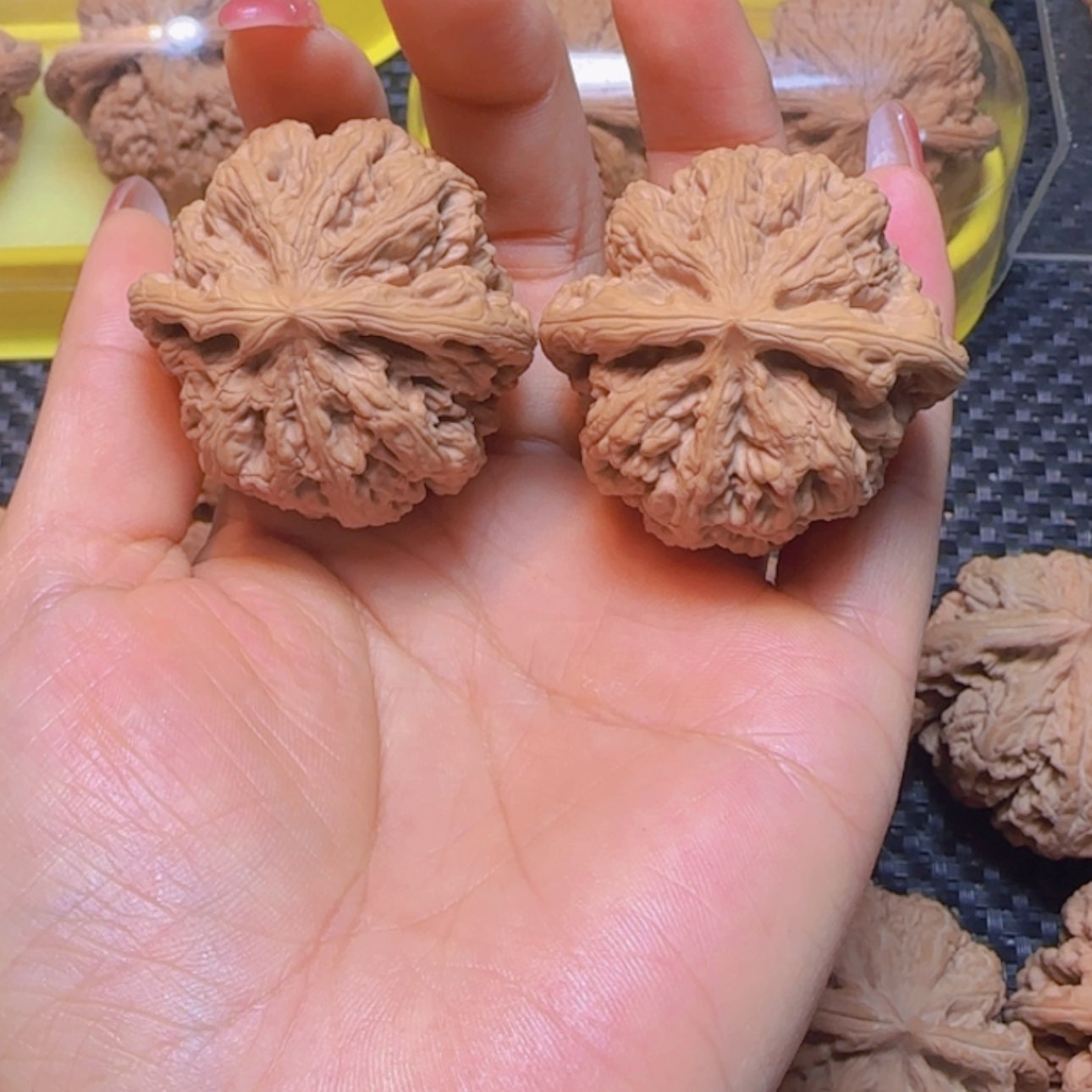 【闪购商品】桃核吊坠张*42粗筋