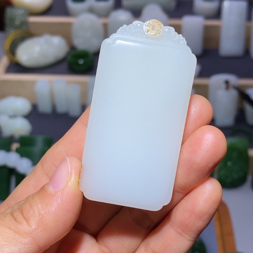【闪购商品】和田玉颈饰未镶嵌?***