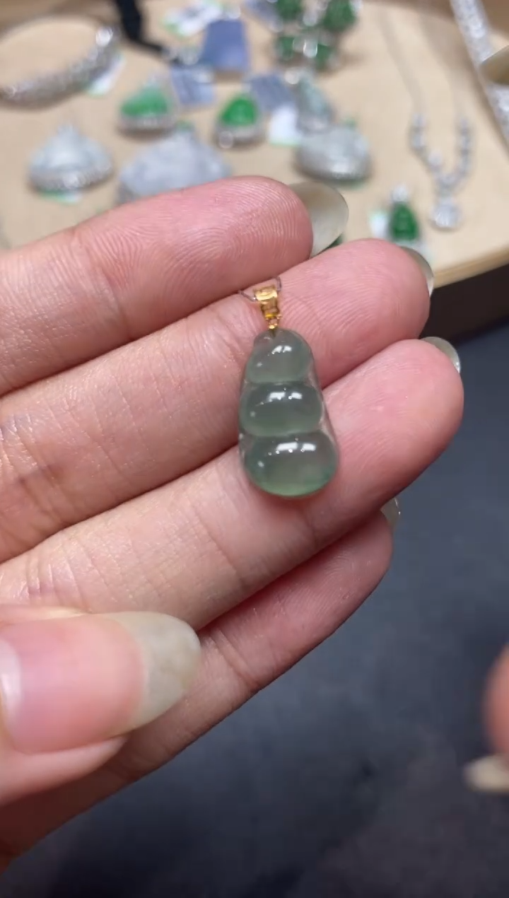 【闪购商品】翡翠镶嵌吊坠18K金镶嵌2|68 多样性发货