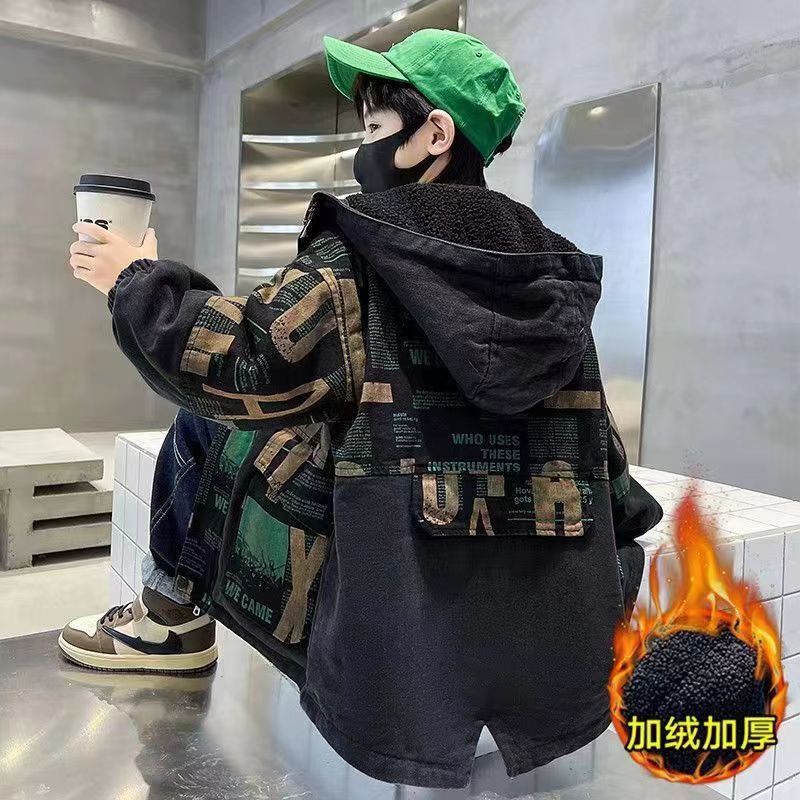 现货男童加绒牛仔外套中大童秋冬款加绒加厚外套连帽棉袄洋气棉服