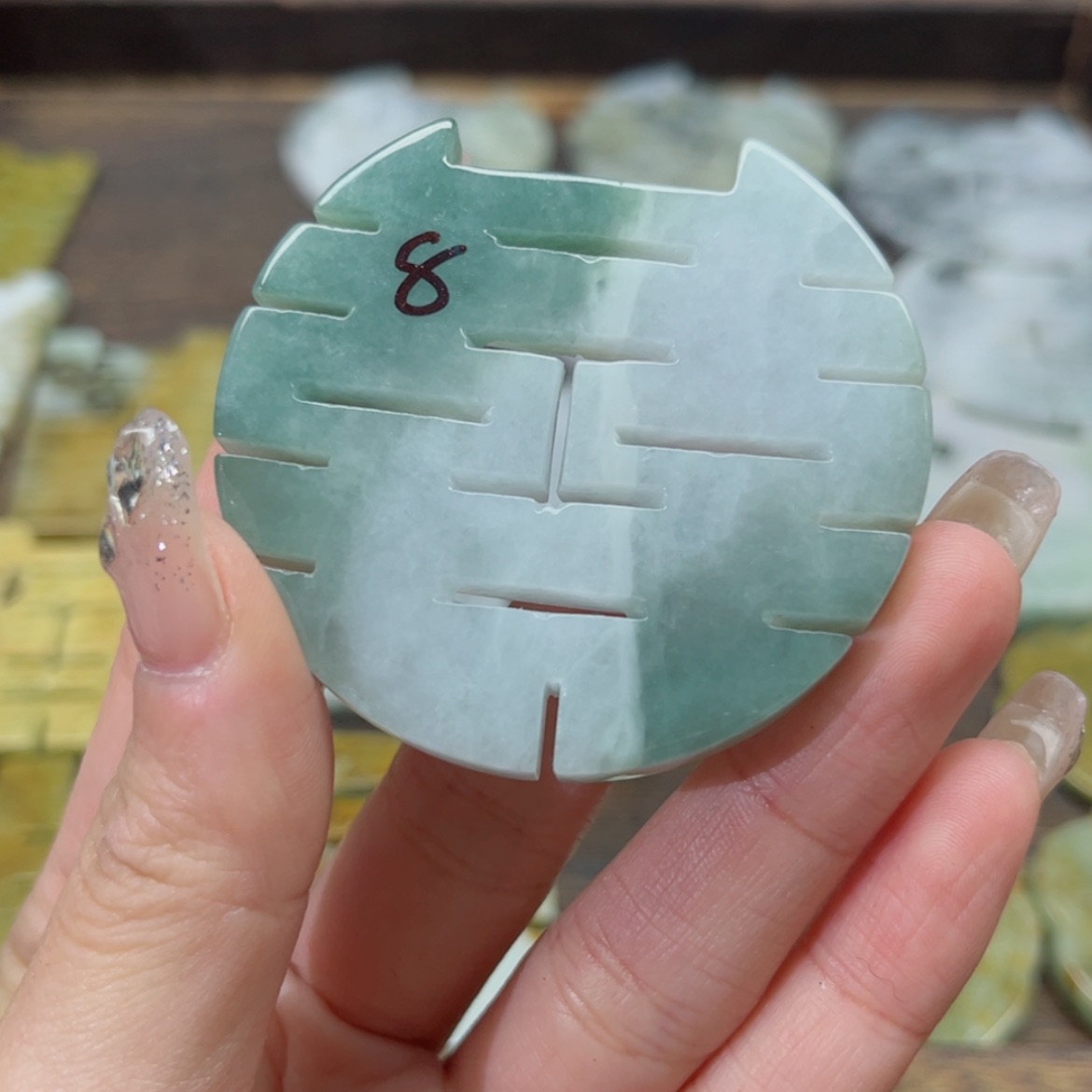 【闪购商品】翡翠颈饰未镶嵌俪*