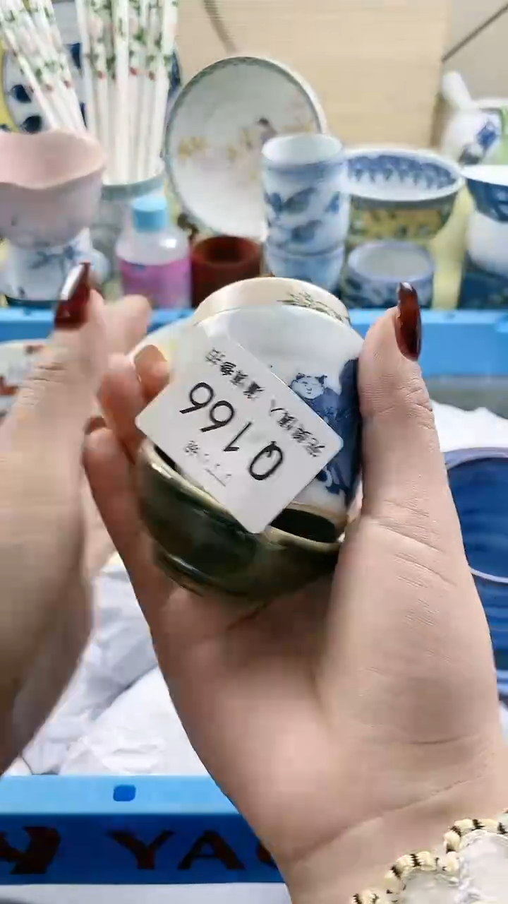 【闪购商品】瓷盖碗Q166