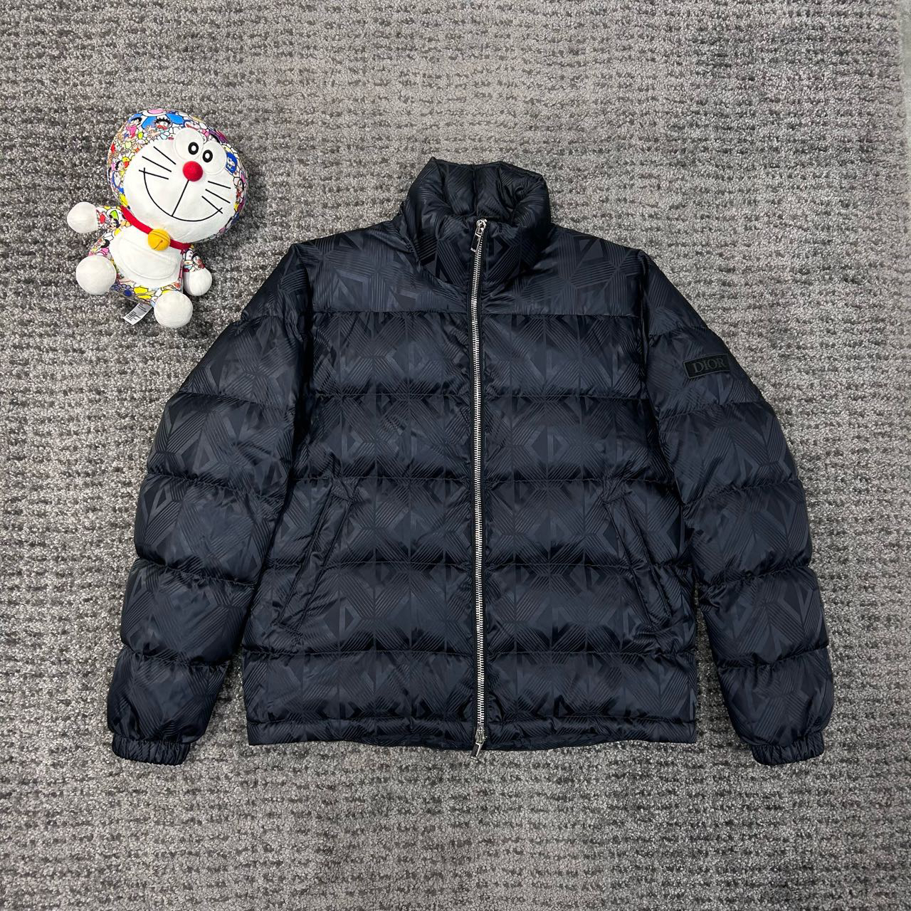 DIOR 菱形图案满印羽绒服 尺码/48 成色/ YH10587