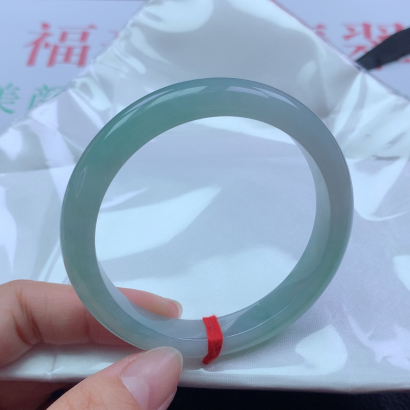 【闪购商品】翡翠手镯未镶嵌A1