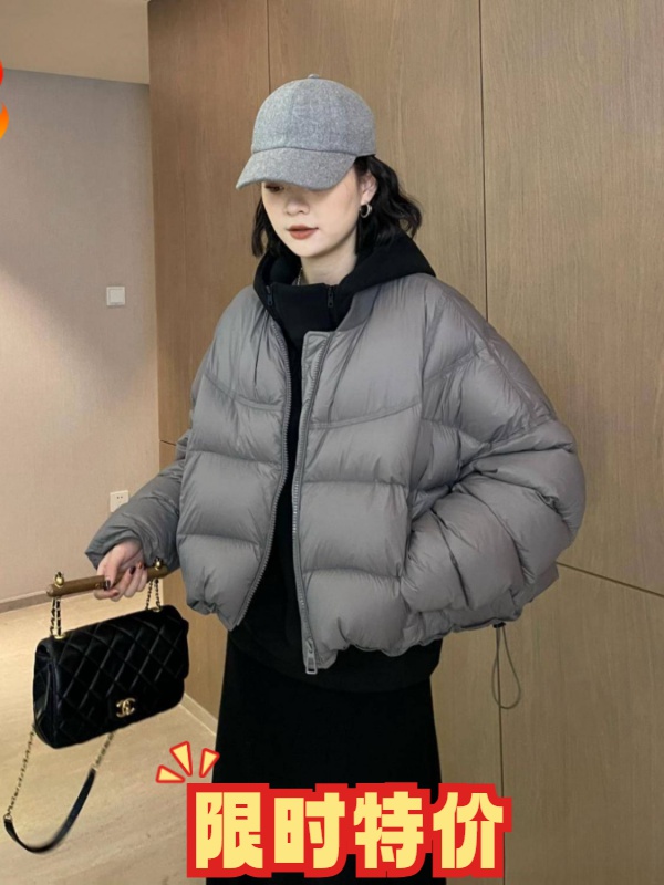 小个子轻薄羽绒服女2023冬季新款设计感加厚短款面包服白鸭绒外套