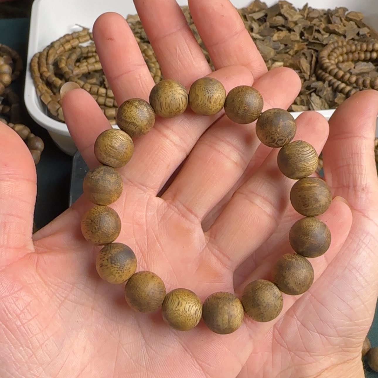 【闪购商品】沉香手串情***笨圆珠单圈手串卡1.3