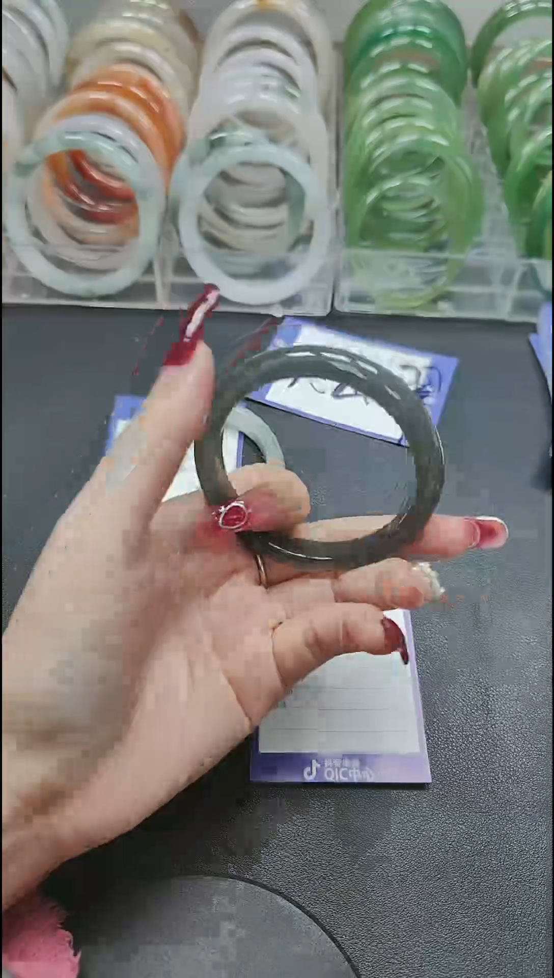 【闪购商品】石英质玉手镯未镶嵌66/56.4