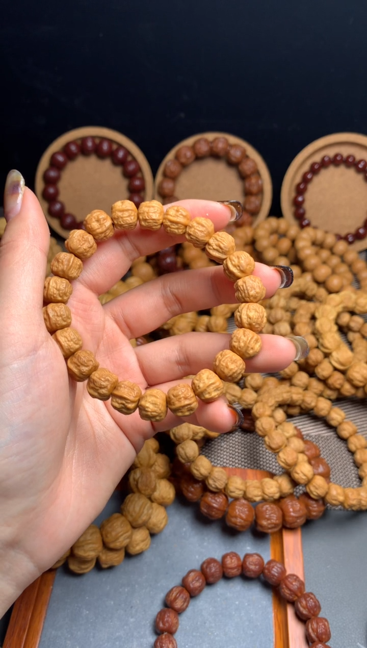 【闪购商品】文玩核桃吊坠11-12