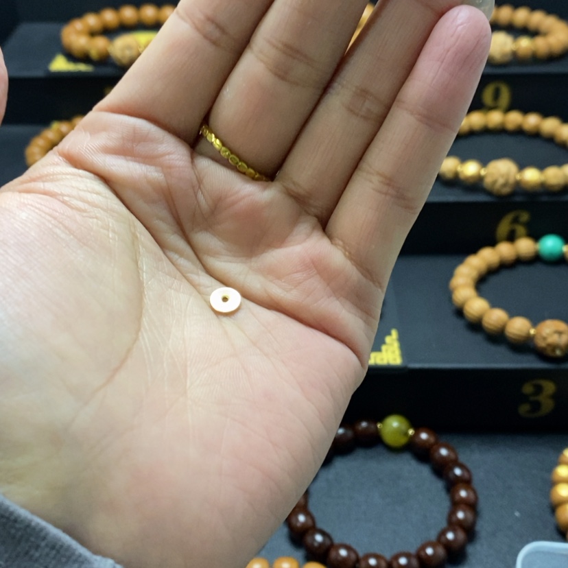 【闪购商品】猴头核桃吊坠?**.金隔片两对