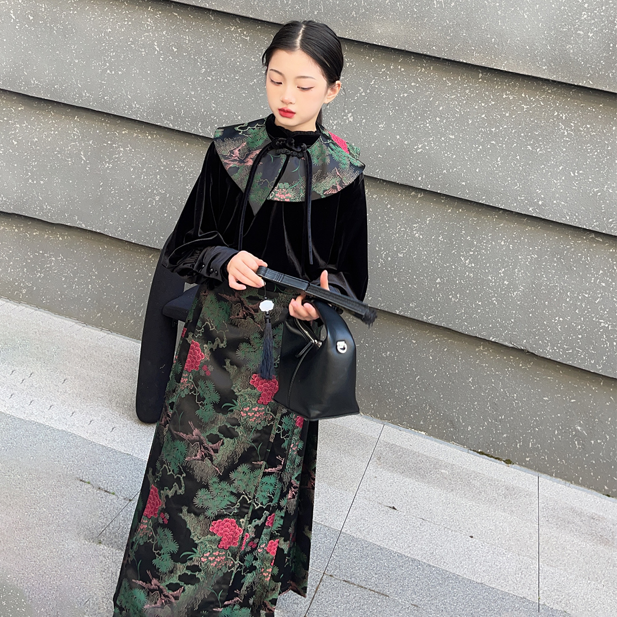俏咪咕女童冬季新款中国风气质时髦松鹤秋果加绒马面裙