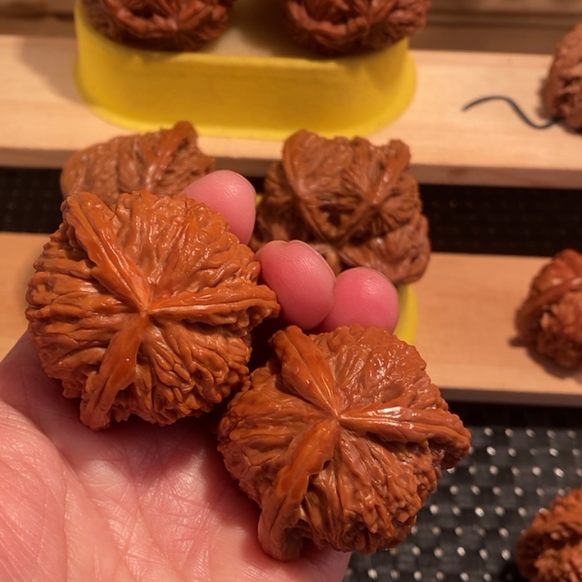 【闪购商品】核桃核雕奔****年