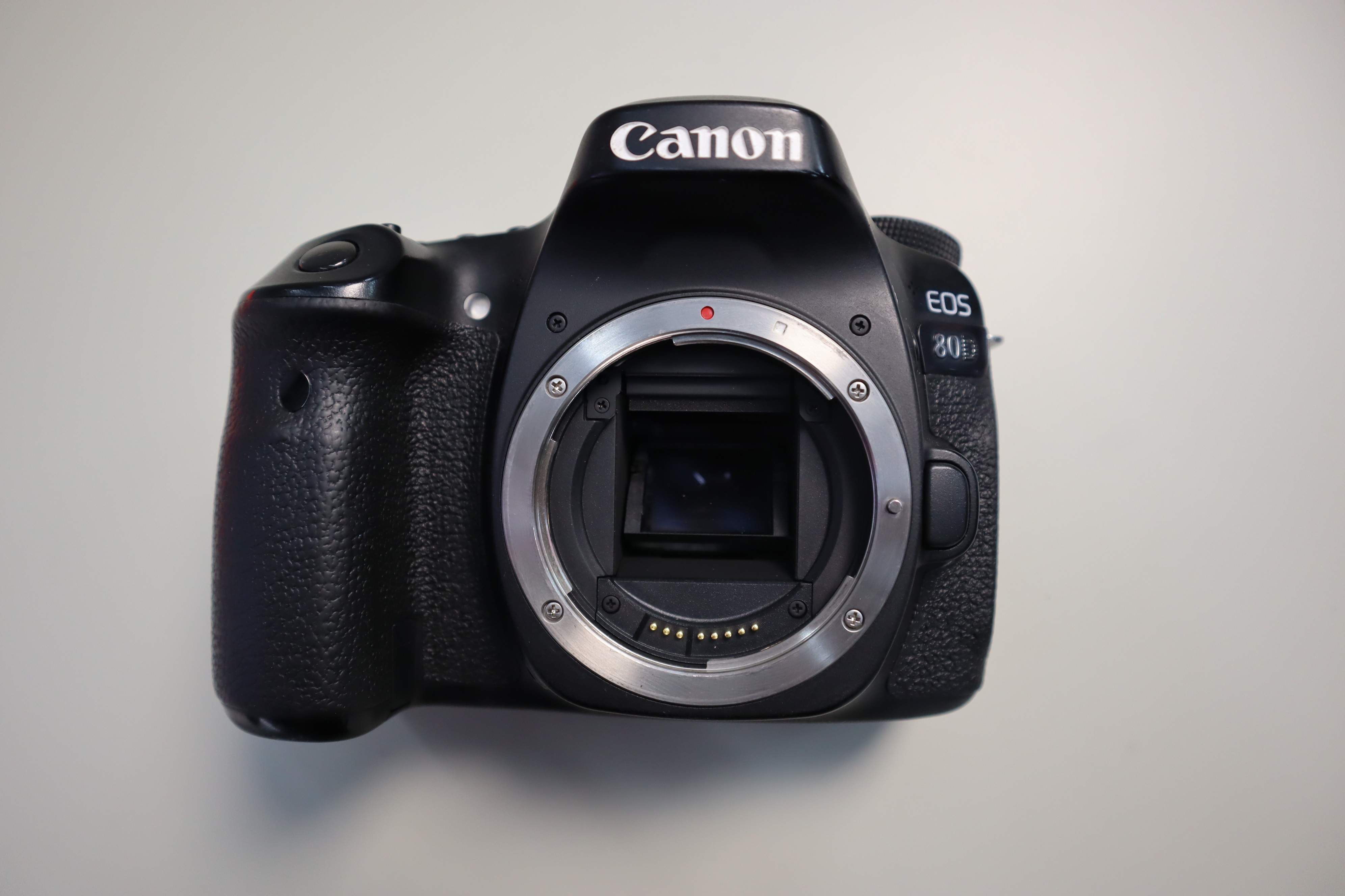 99新 Canon/佳能 二手80D(18-135)99新入门级黑色摄影一体高清