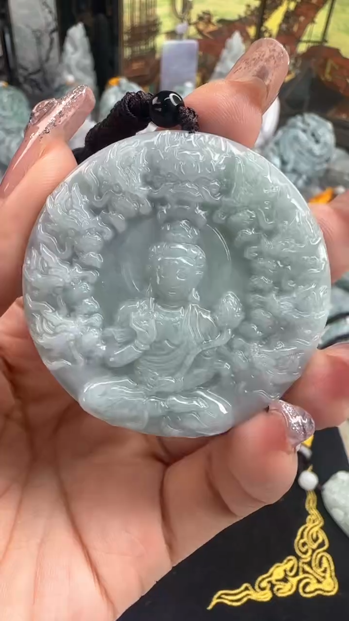 【闪购商品】翡翠颈饰未镶嵌1