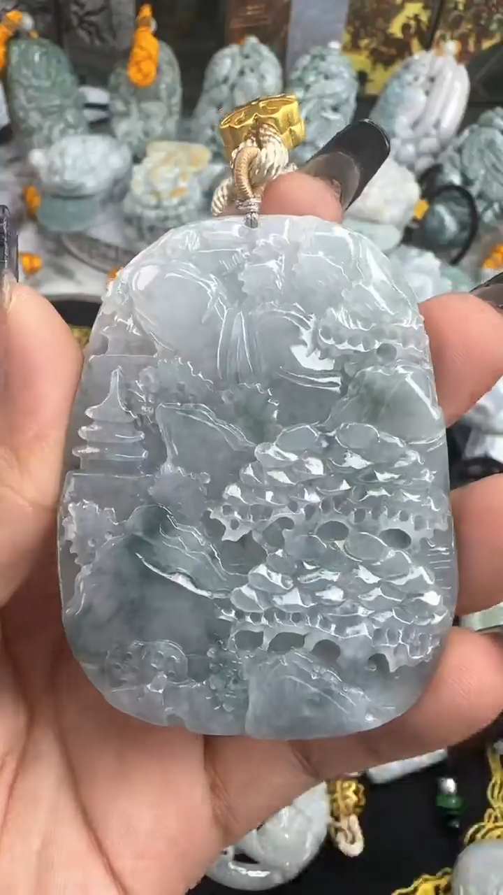 【闪购商品】翡翠颈饰未镶嵌山水