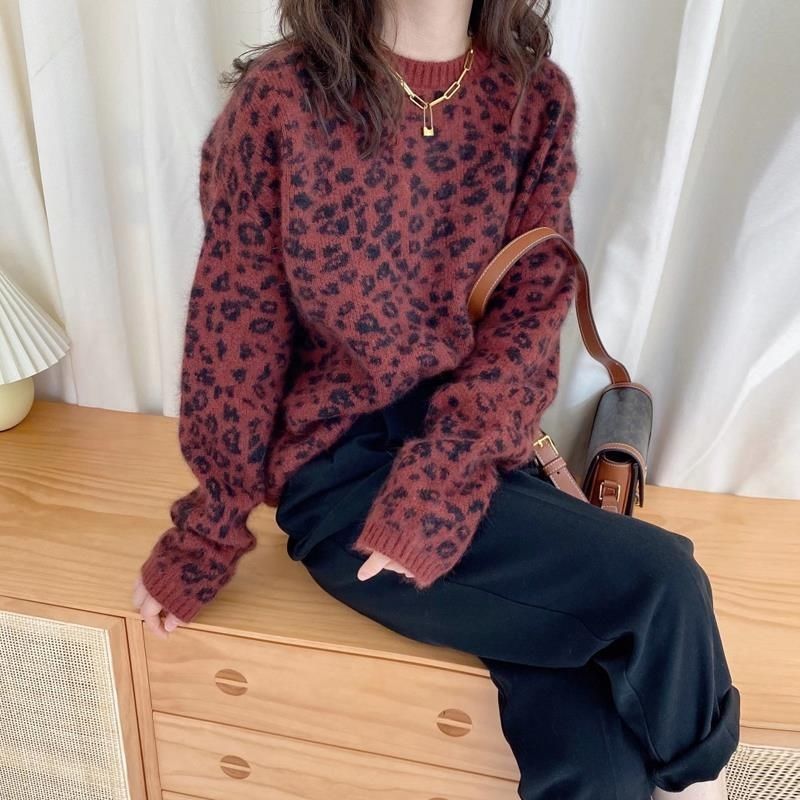 2023新款秋冬外穿豹纹新年红色内搭毛衣女重工圆领针织衫外穿