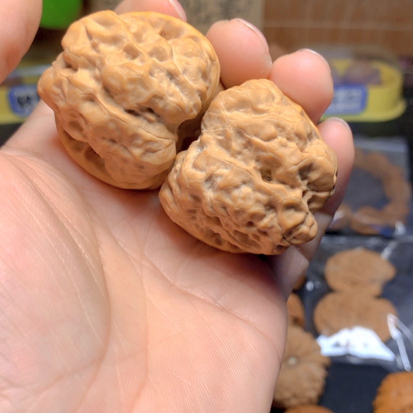 【闪购商品】文玩核桃吊坠爱****叔