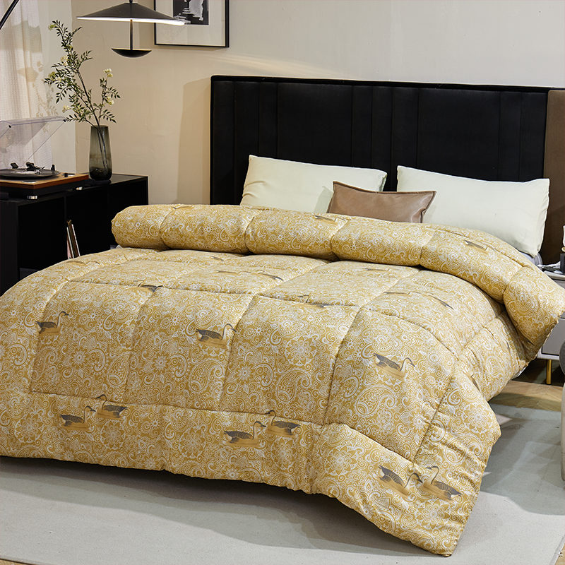 Z2*2.3m雁鹅鸭绒保暖蓄热冬被星级酒店 8斤