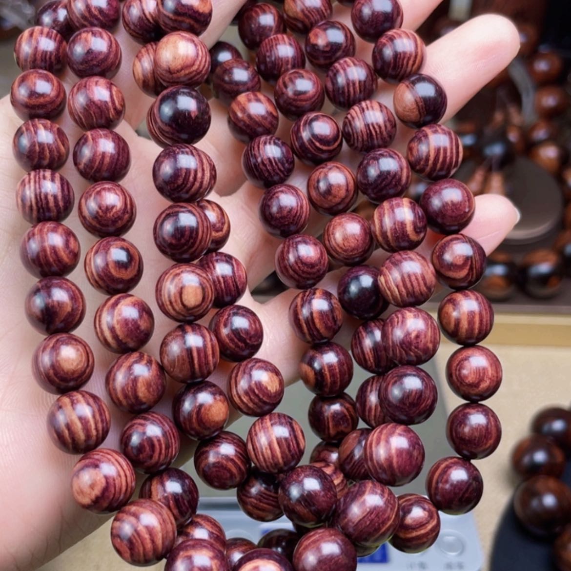 【闪购商品】木头m****9海南黄花梨