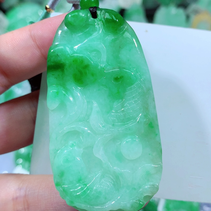 【闪购商品】翡翠颈饰未镶嵌