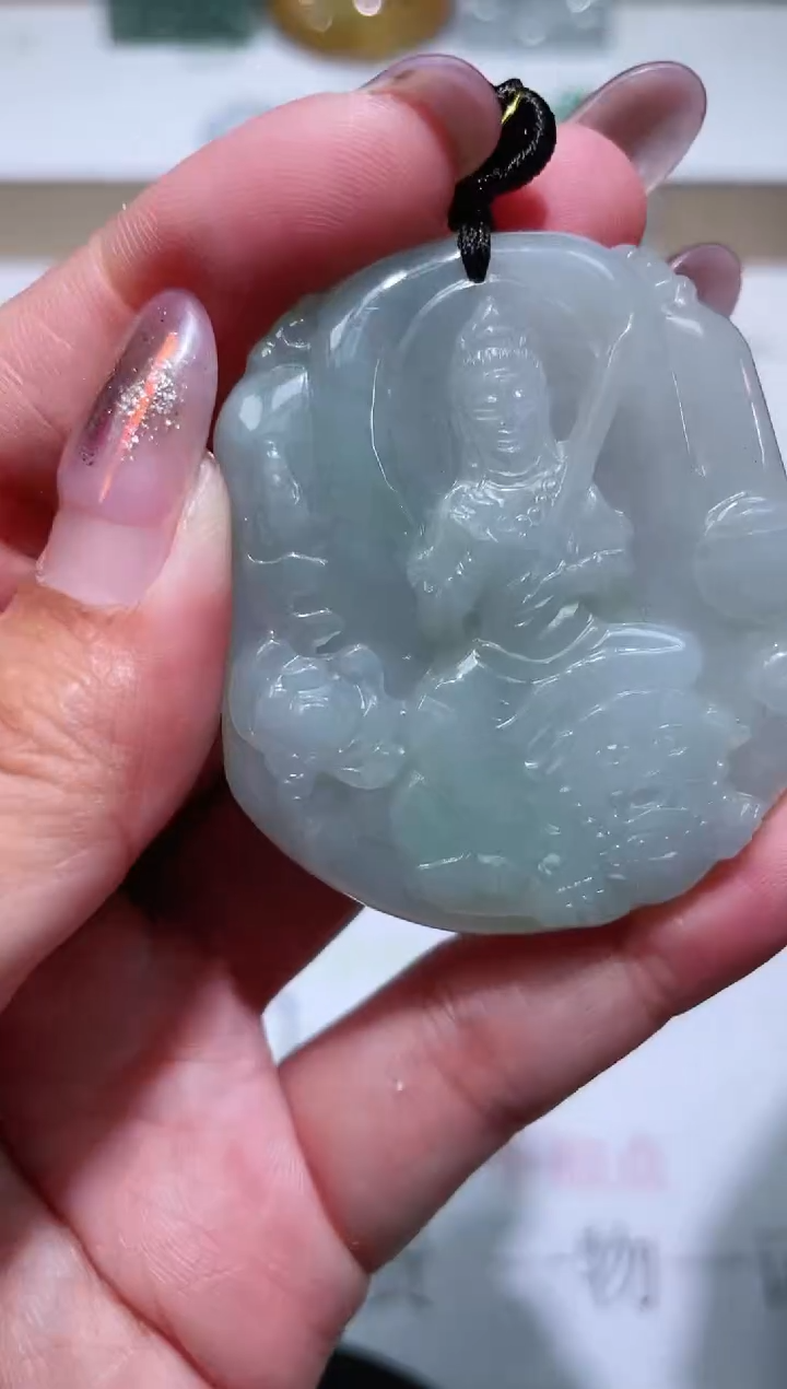 【闪购商品】翡翠颈饰未镶嵌0210264301