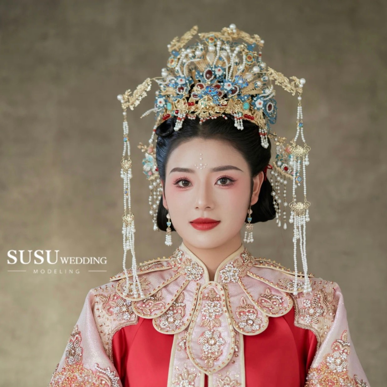 亚克力婚庆饰品 ETE汉服新品定制系汉服圆冠新娘饰品6589