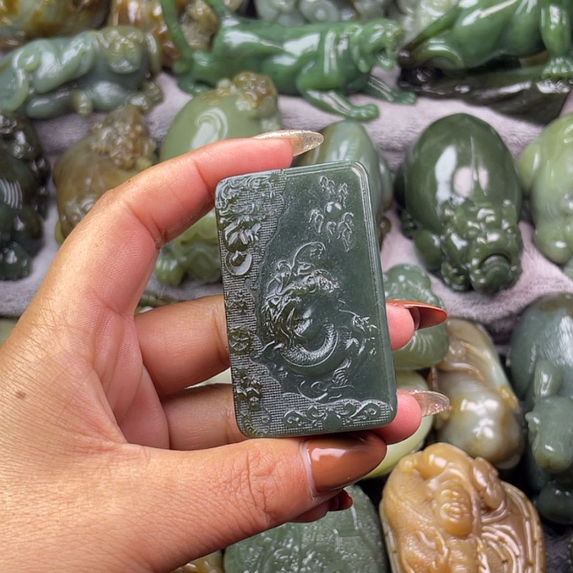 【闪购商品】和田玉挂件未镶嵌羽****练