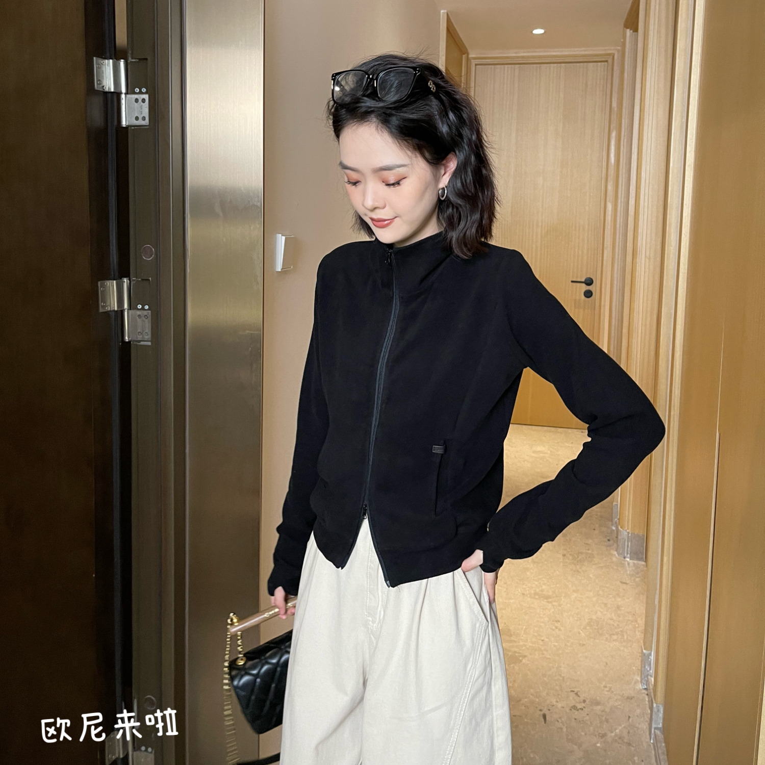 欧尼家【港岛玫瑰】小众极简风拉链外套 / 早秋修身显瘦德绒外套