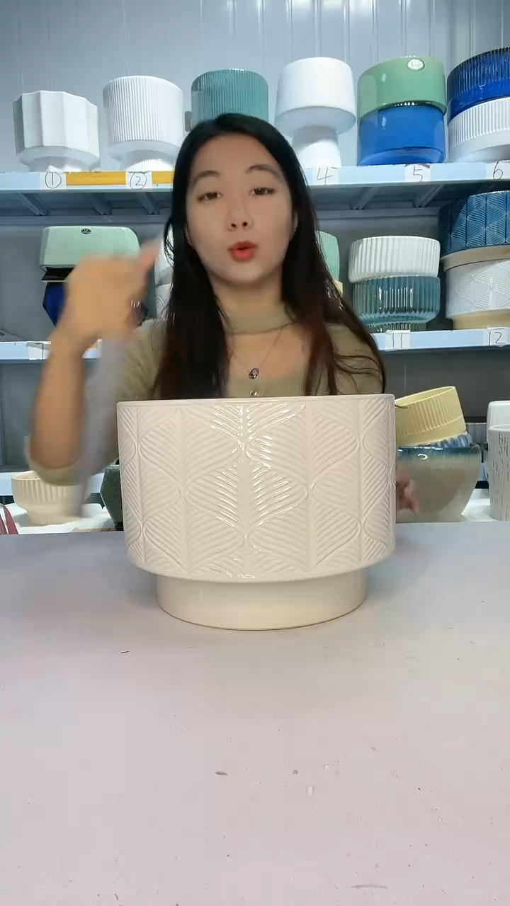 【闪购商品】紫砂花盆白色小号水波纹22*17