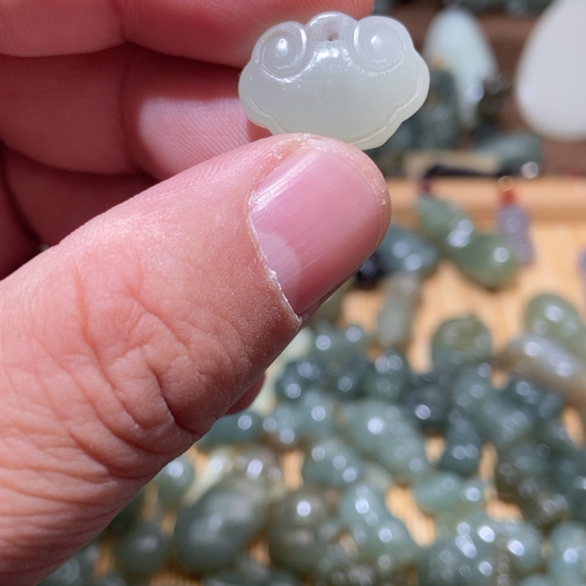 【闪购商品】和田玉（糖玉）颈饰未镶嵌