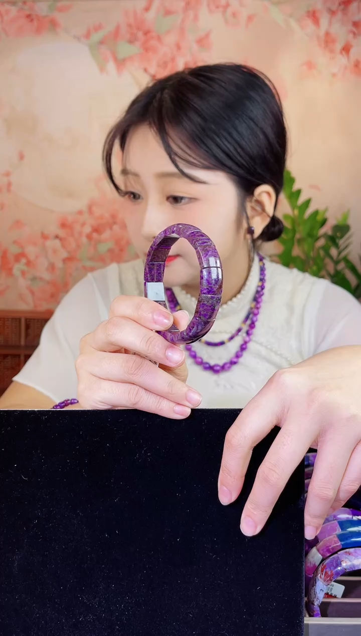 【闪购商品】苏纪石（舒俱来）手排未镶嵌