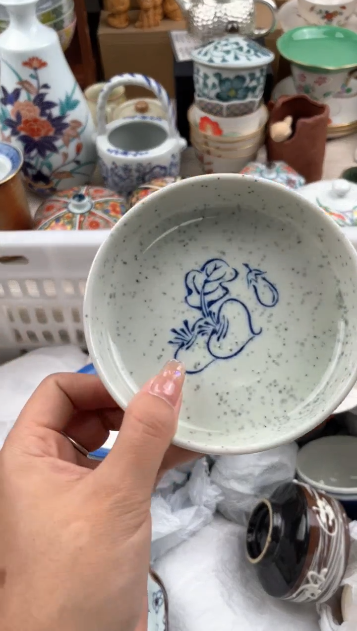 【闪购商品】新骨瓷壶110