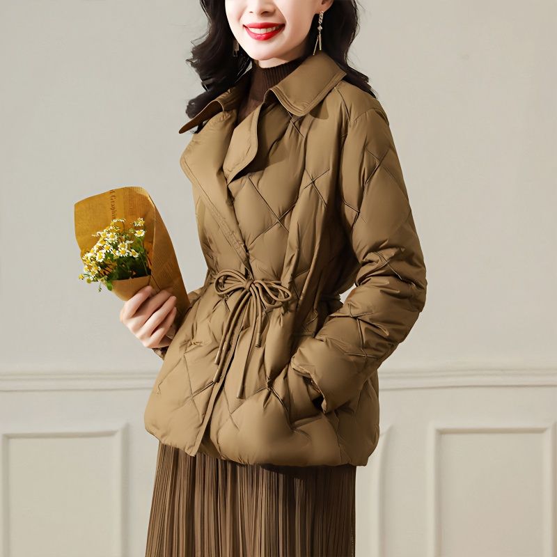 波司豋轻薄羽绒服女白鸭绒短款小个子冬季外套修身显瘦2023年新款