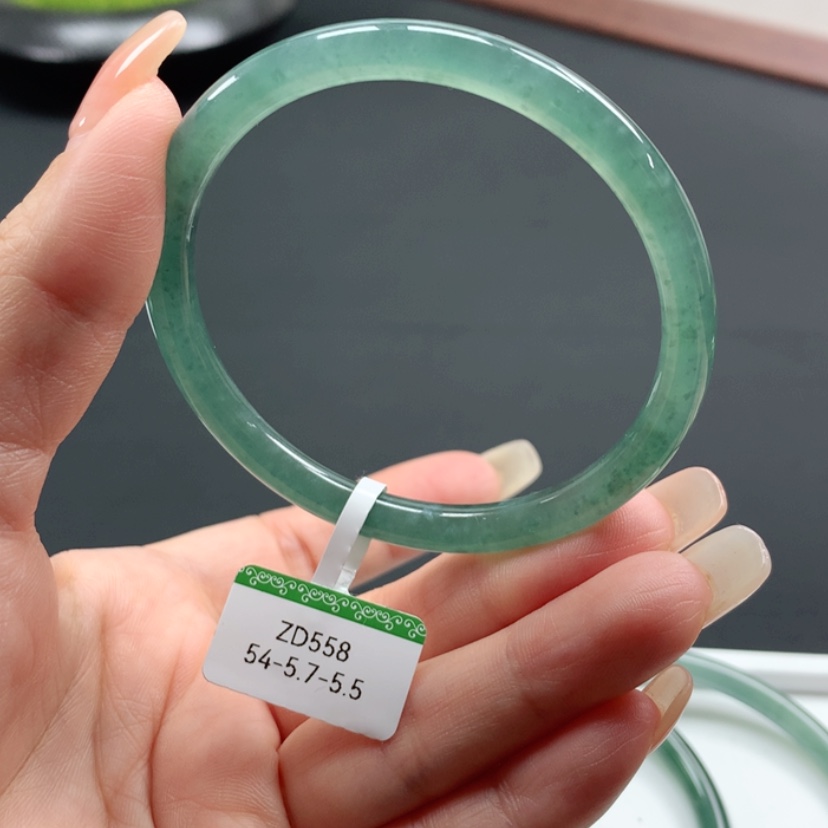 【闪购商品】翡翠手镯未镶嵌