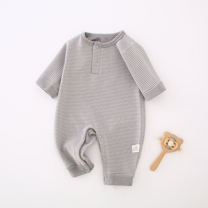 婴幼儿衣服婴儿保暖连体衣宝宝睡衣条纹新生儿哈衣秋冬