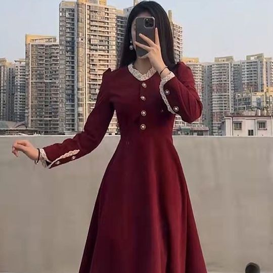 花边立领连衣裙女春秋2023新款韩版网红爆款气质中长款小黑裙淑女