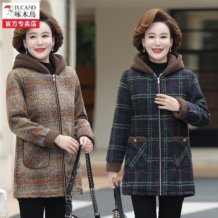 啄木鸟品牌妈妈冬装中长款呢子大衣新款中老年女装秋装中式洋气