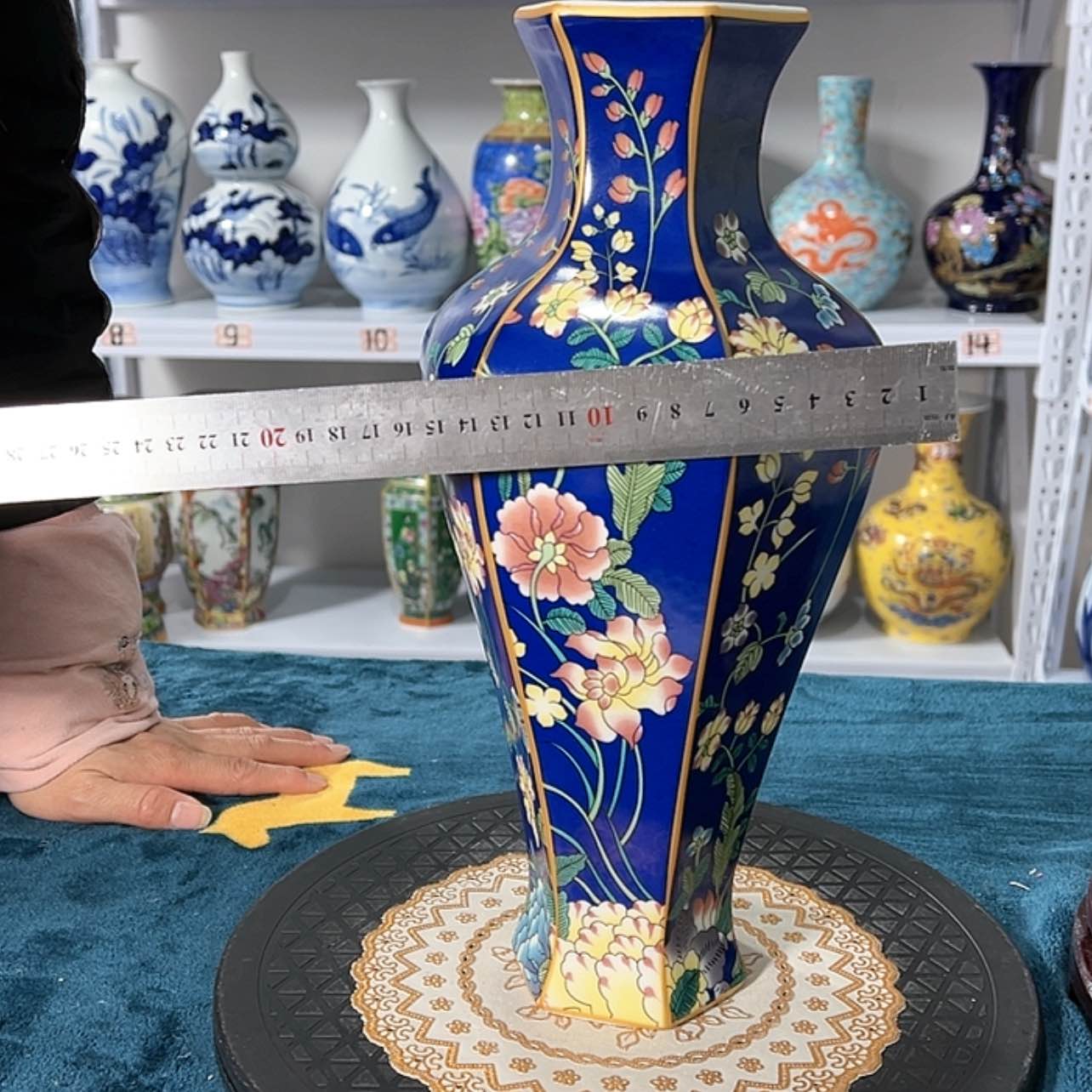【闪购商品】瓷摆件6方蓝