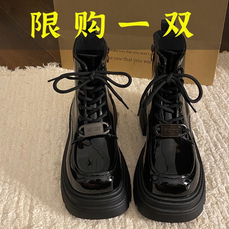 红蜻蜓牌百搭粗跟厚底大头甜酷马丁靴女2023秋冬新款英伦风设计
