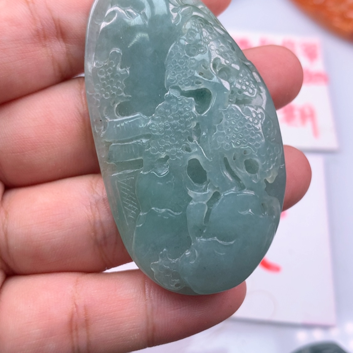 【闪购商品】翡翠颈饰未镶嵌