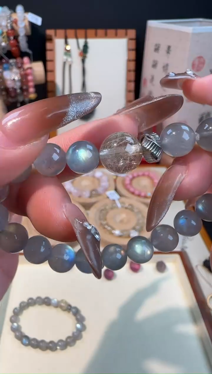 【闪购商品】水晶手串未镶嵌灰月搭金发单珠设计款