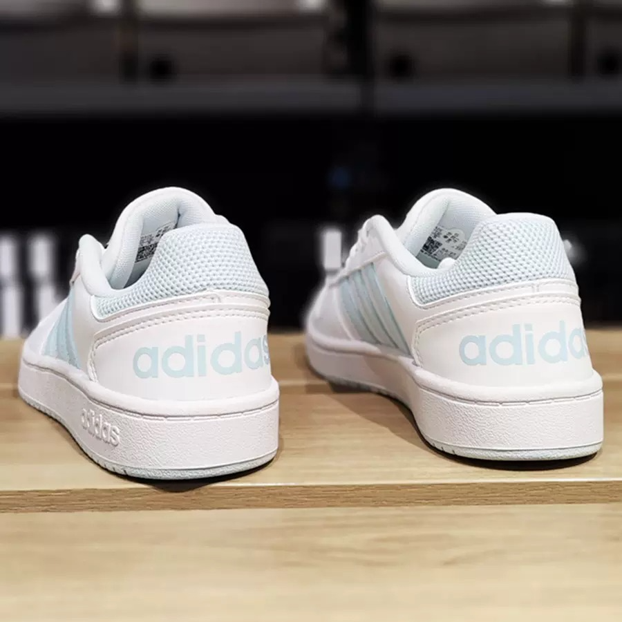 阿迪达斯女子板鞋Adidas春新款经典小白鞋便耐磨休闲运动鞋G55064