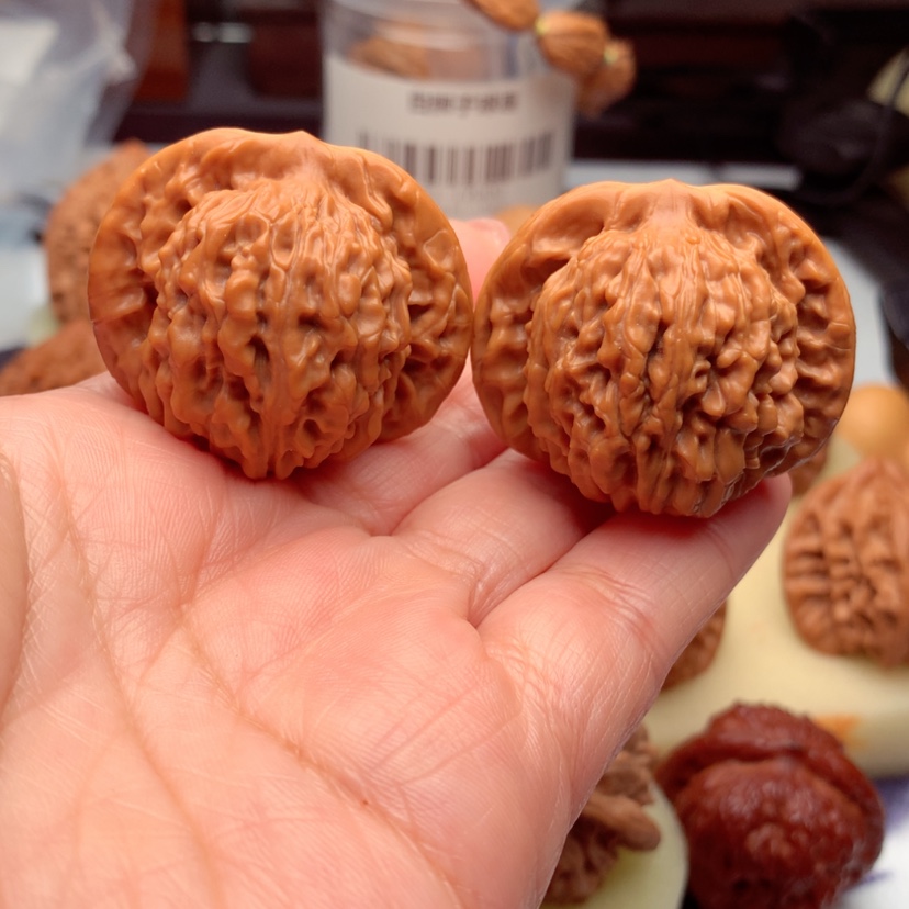 【闪购商品】文玩核桃吊坠茶*汉高美楼，5号