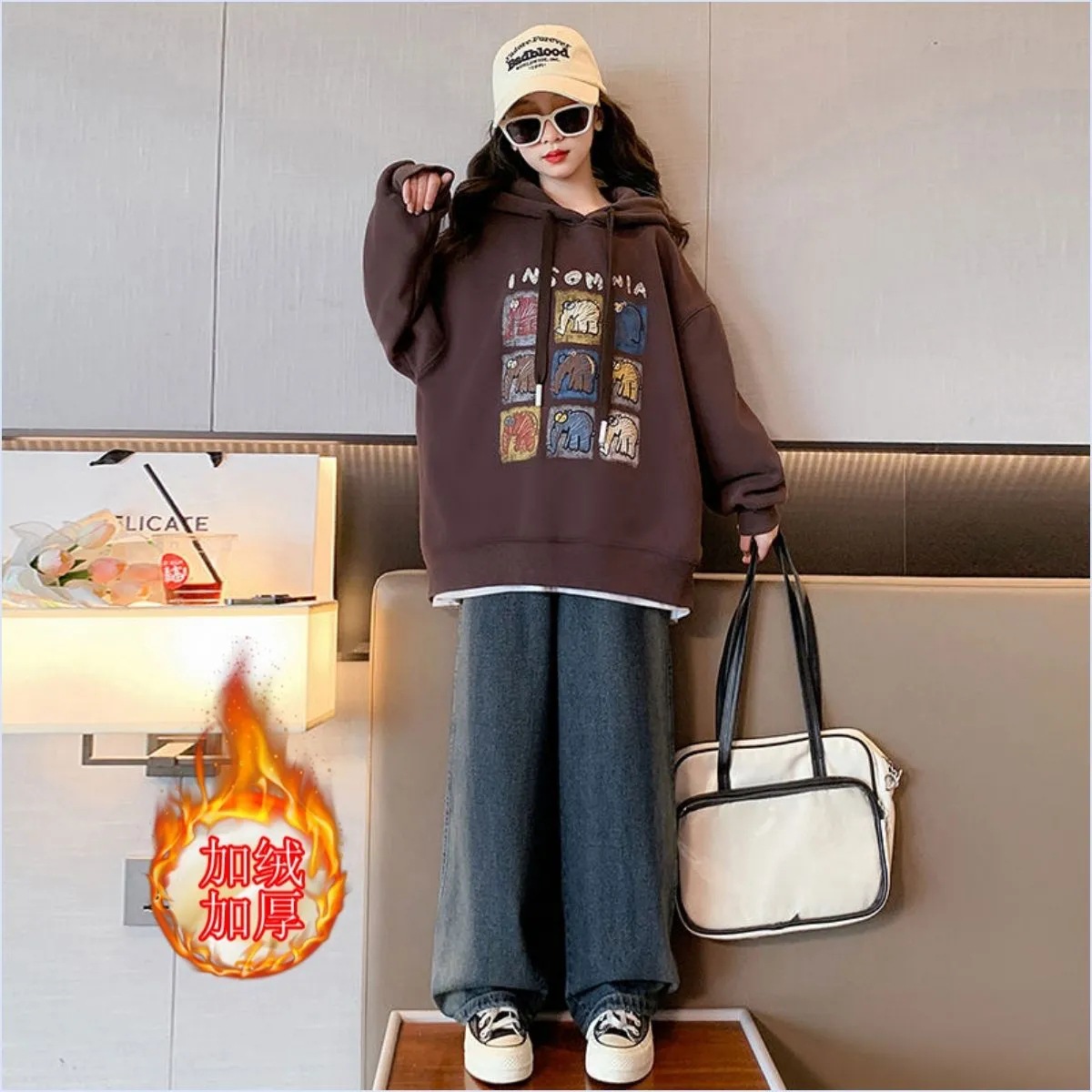 女童加绒卫衣秋冬款2023新款中大童装一体绒加厚连帽套头上衣冬装